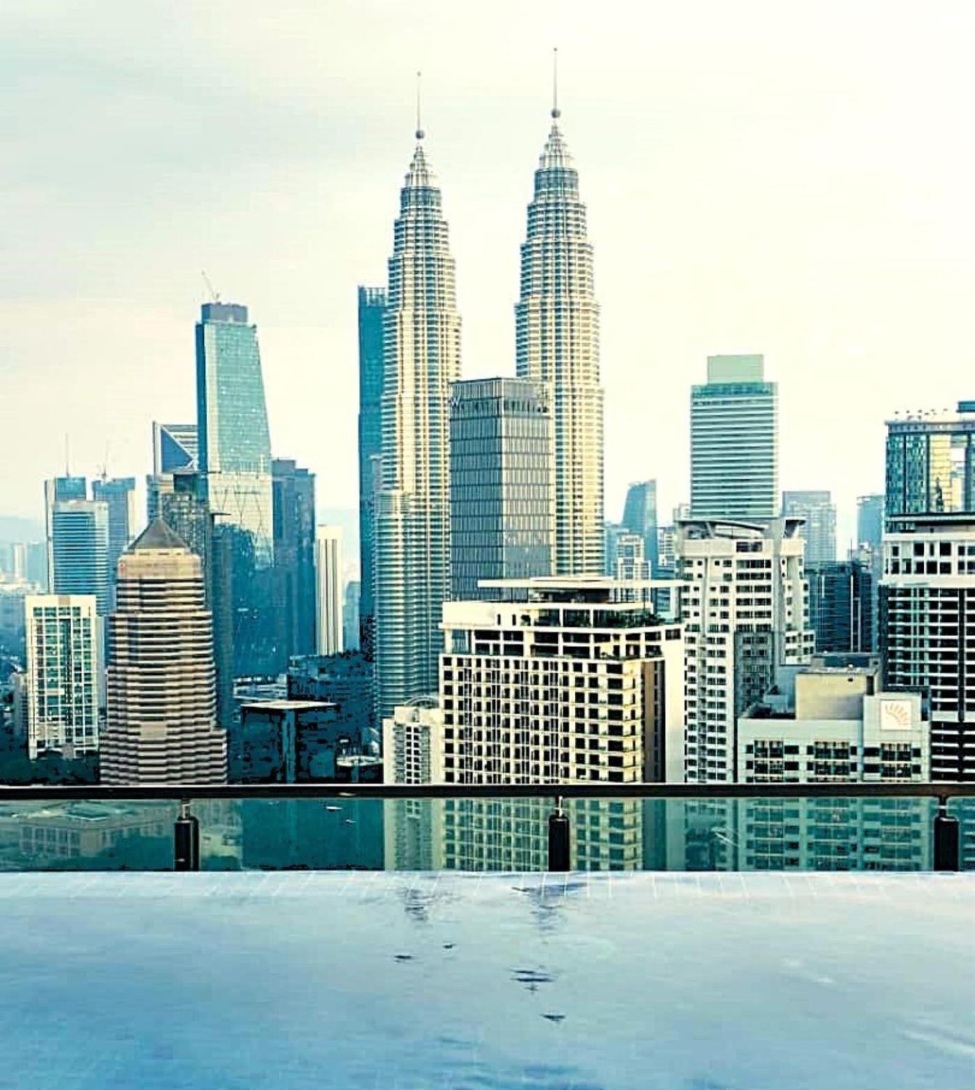 Pangsapuri The Luxe Colony Klcc By Infinitum Kuala Lumpur
